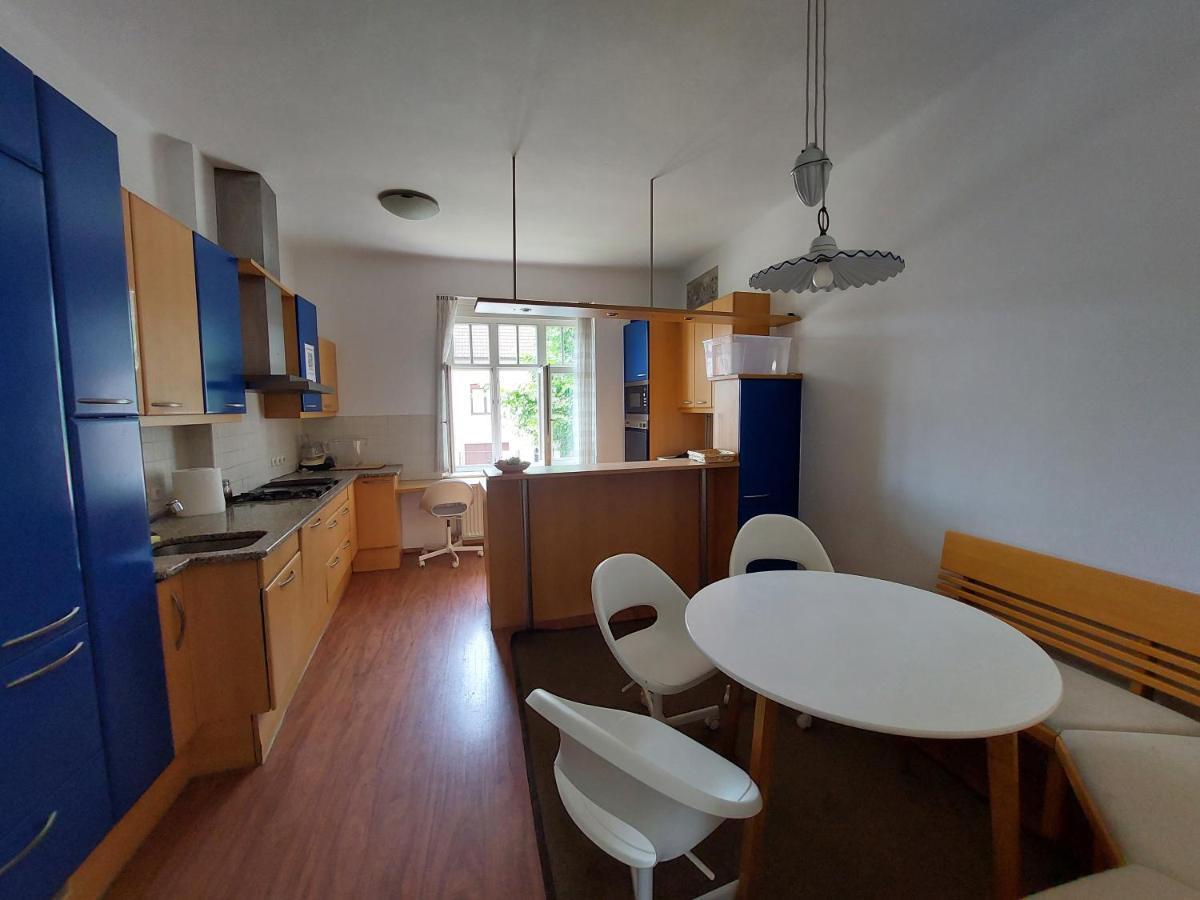Hotel R24, Rose House Lublana Zewnętrze zdjęcie